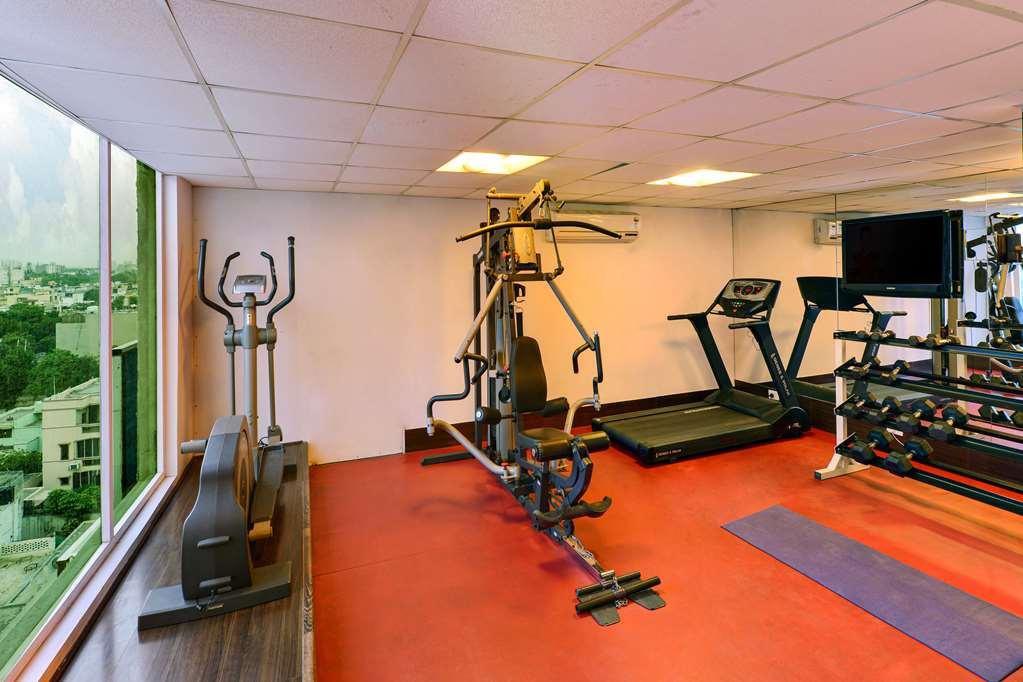 Quality Inn Ґурґаон Зручності фото