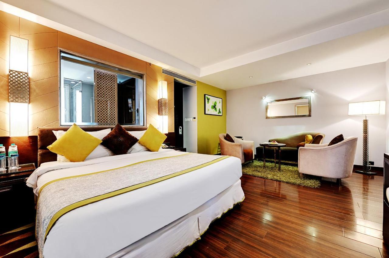 Quality Inn Ґурґаон Екстер'єр фото
