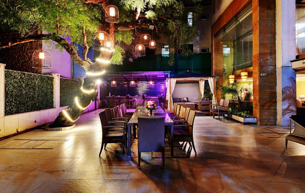 Quality Inn Ґурґаон Екстер'єр фото