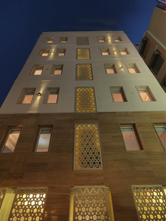 Quality Inn Ґурґаон Екстер'єр фото